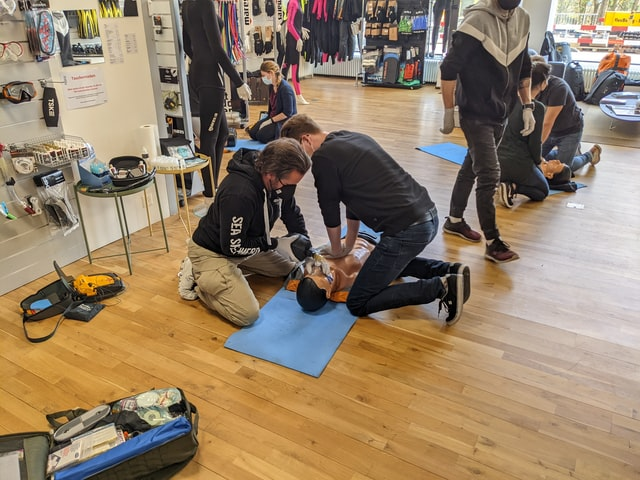  An ongoing physical CPR class